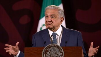 Mexique : Furieux d’une enquête, le président dévoile publiquement le numéro de téléphone d’une journaliste